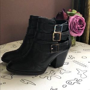 🔥Steve madden black ankle boots